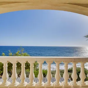  Villa En Bord De